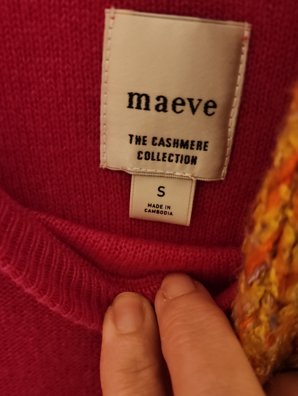 Three Nice Fall Winter Sweaters - Picture 6 of 15